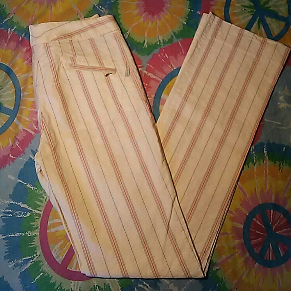 NEVER WORN TYLER. PANTS-SIZE 4-GREAT LOOKING
